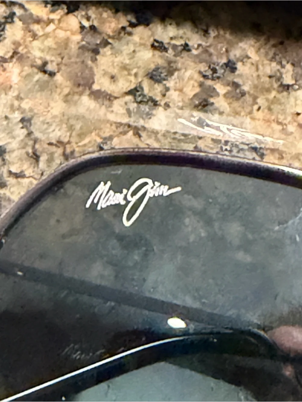 Brand New w/ Case MAUI JIM Island Eyes Grey Black Sunglasses Retail $429